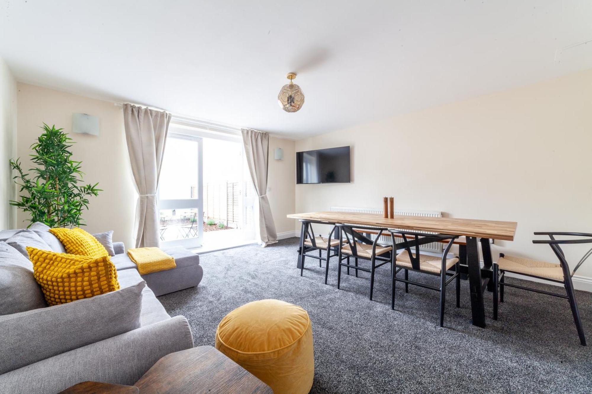 Arte Stays Serviced Houses Stratford - 3 Bedrooms 2 Bathrooms Houses London, Stratford, Maryland, Free Parking, Garden, Weekly Or Monthly Stays - Up To 8 Guests Ngoại thất bức ảnh