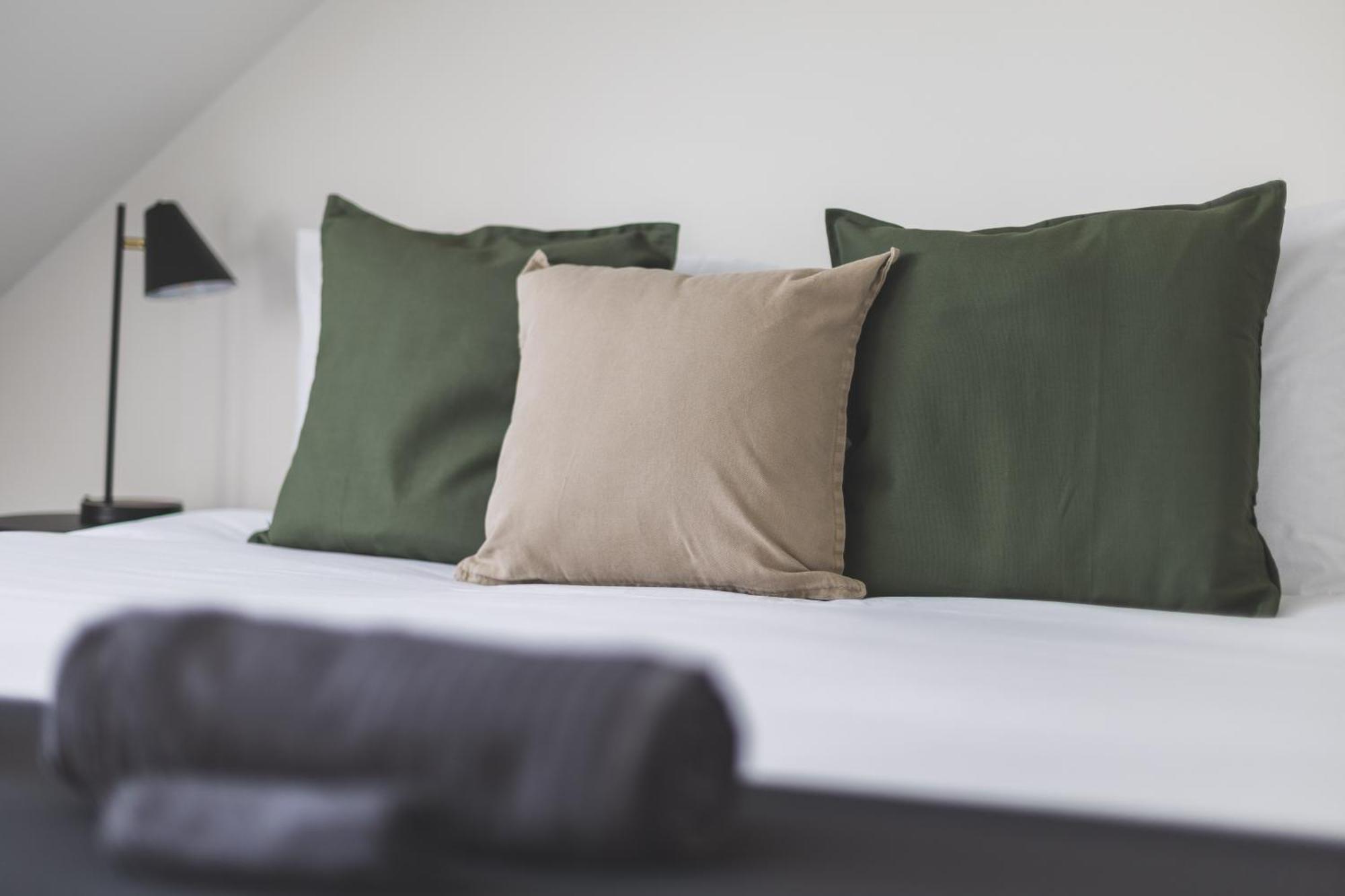 Arte Stays Serviced Houses Stratford - 3 Bedrooms 2 Bathrooms Houses London, Stratford, Maryland, Free Parking, Garden, Weekly Or Monthly Stays - Up To 8 Guests Ngoại thất bức ảnh